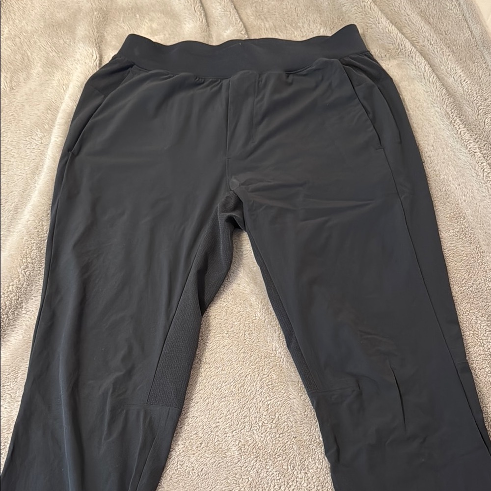 lululemon athletica gray joggers